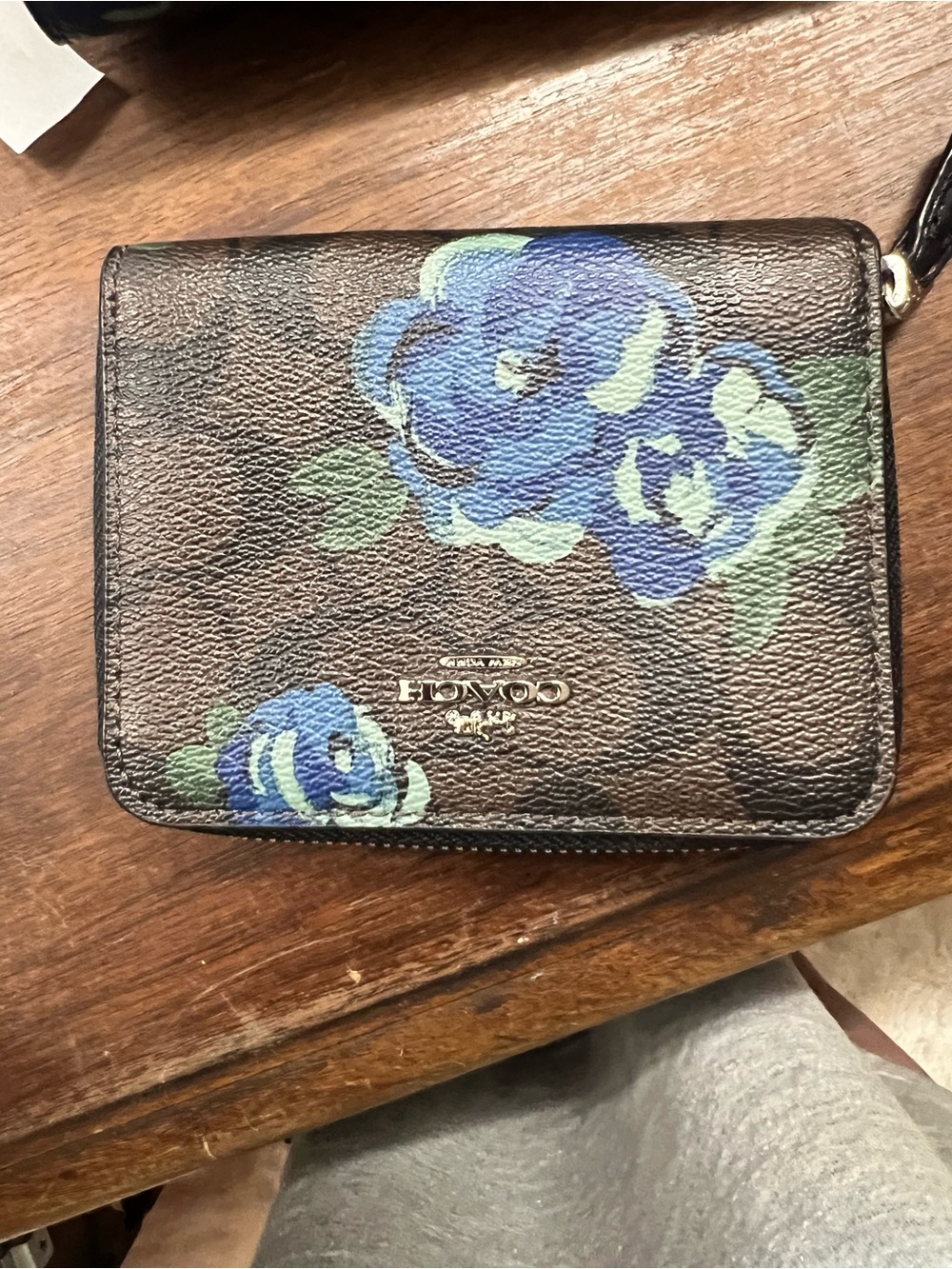Coach Brown Signature Canvas Wallet Trio with Blue Floral Print - 3 piece set! - Picture 9 of 12